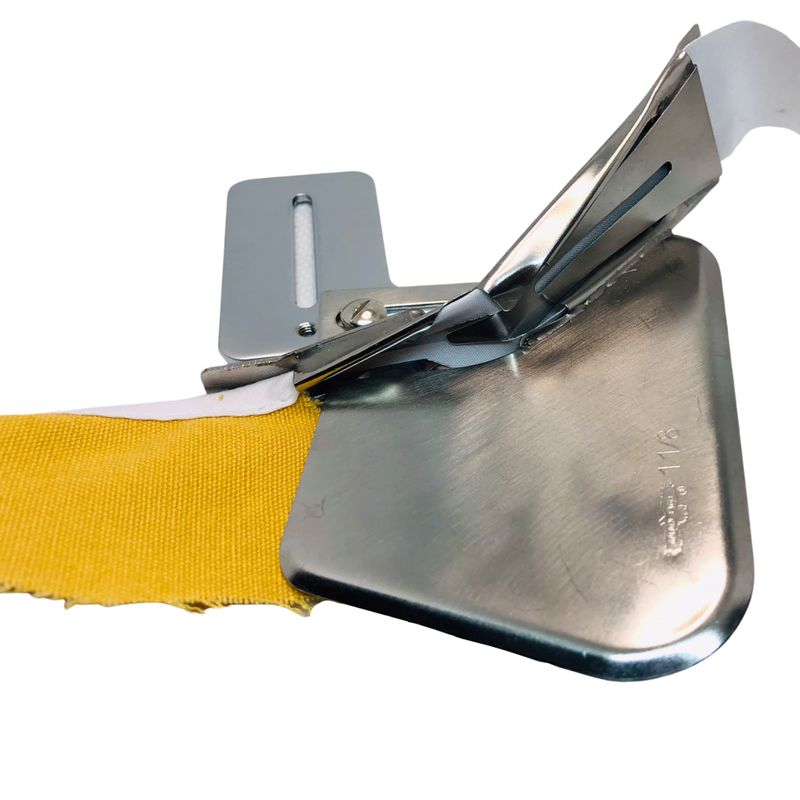 Окантователь для промышленных швейных машин в 4 сложения А9/508, ширина ленты, 28мм 1 1/8