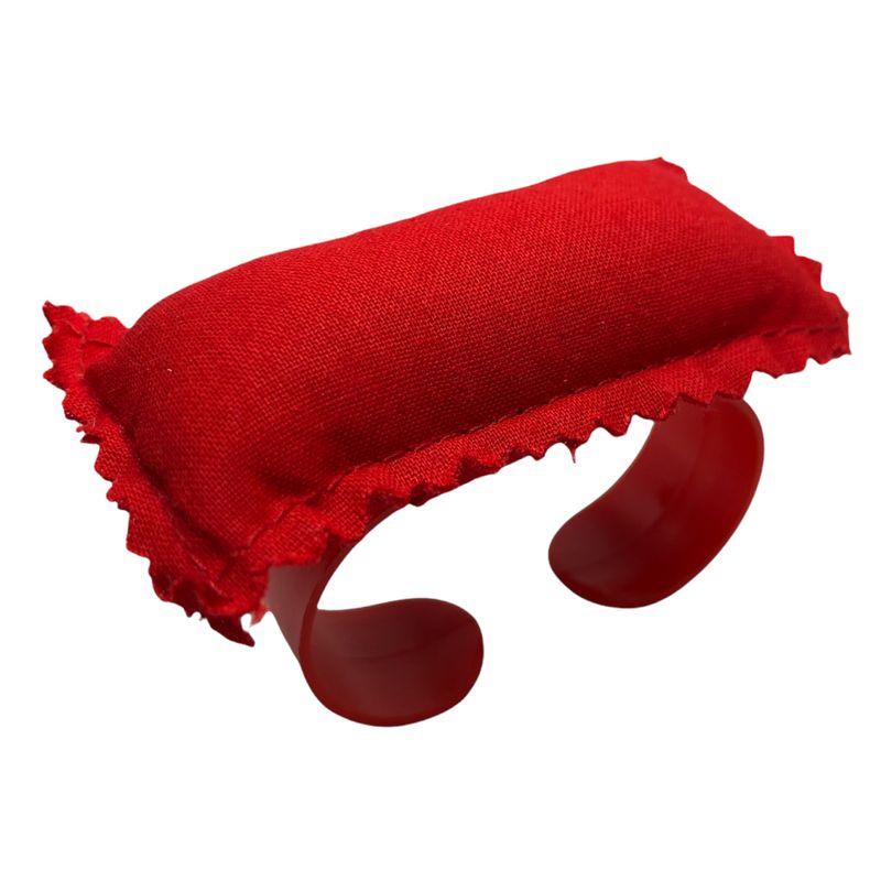 Игольница на руку с пластиковым браслетом, прямоугольная 70х35мм