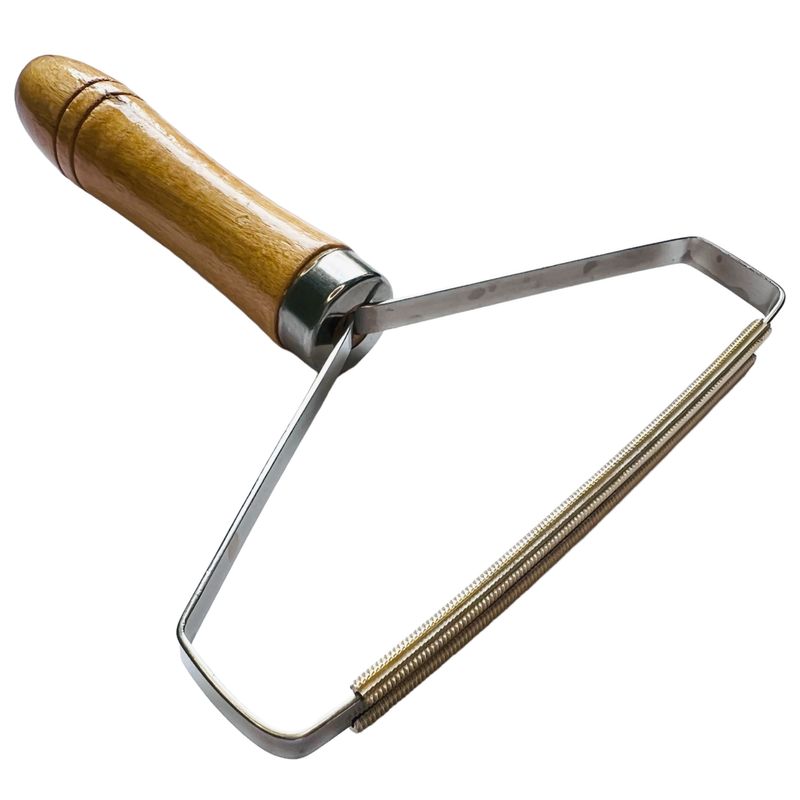 Щетка-бритва для удаления колтунцев, ворса, шерсти из вещей, 130х160мм, деревянная ручка