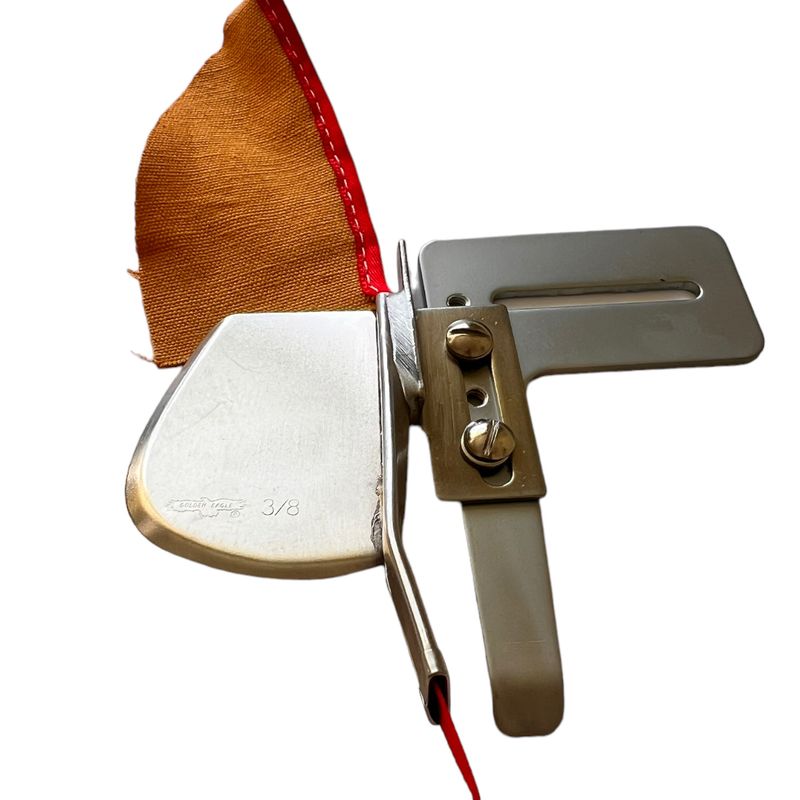 Окантователь для промышленных швейных машин в 2 сборки A4/100, ширина ленты, 9, 5мм 3/8