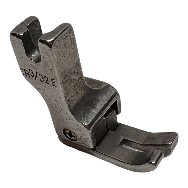 Лапка для промышленных швейных машин, для отсрочки от края на 2, 4 мм подпружиненная односторонняя правая CR 3/32 E, CH