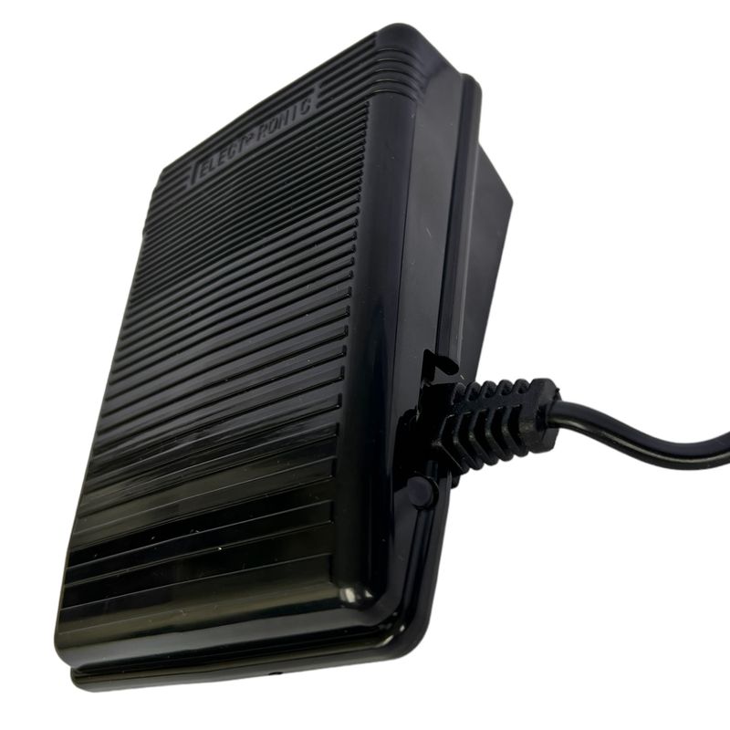 Педаль для бытовой швейной машины Janome