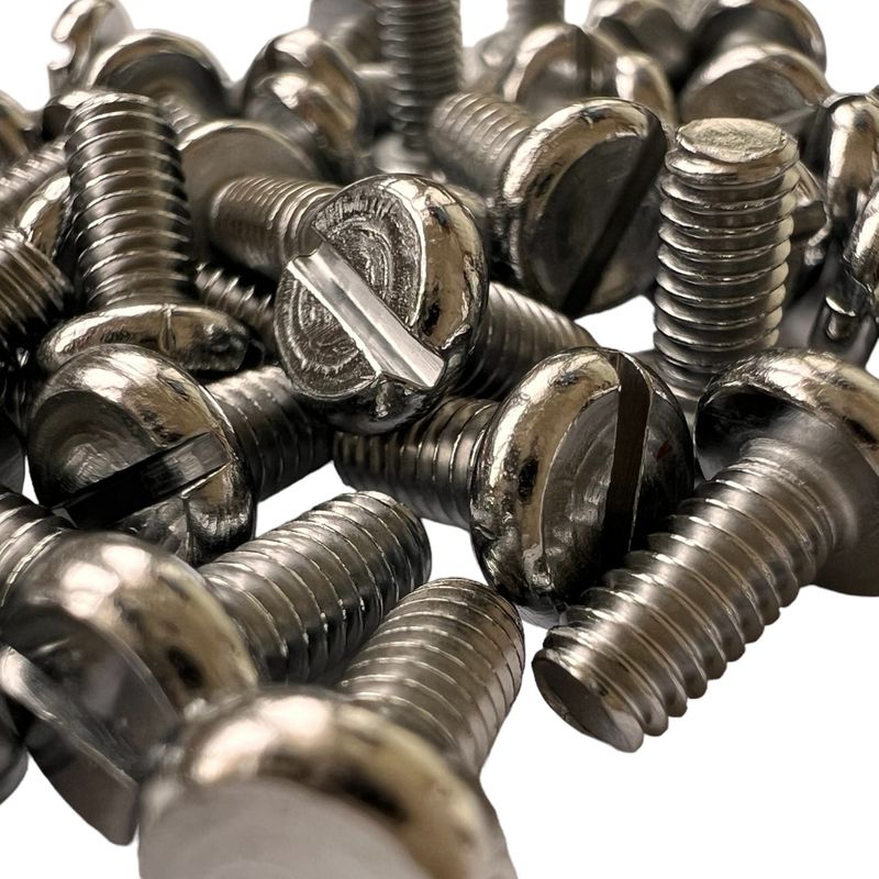 Винт крепления лапки на промышленную швейную машину JUKI 8700 S/N, SS-7091110-TP, пак - 100шт, СН