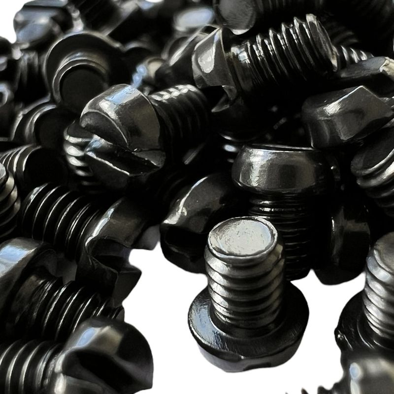 Винт крепления иглы на промышленную швейную машину JUKI 8700 S/N, SS-7080510-TP, пак - 100шт, СН